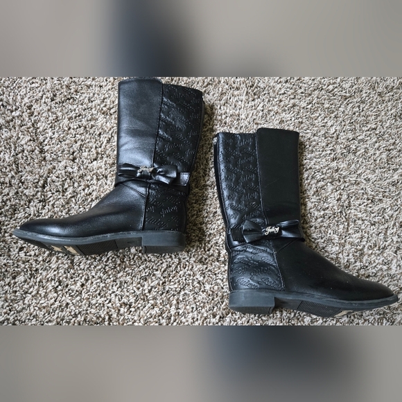Juicy Couture Signature Logo Black Boots Kids Girls 1M - Picture 2 of 7
